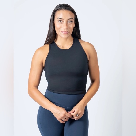 ❗️5X$30❗️ SENITA Vinyasa Crop Top - Black Size Small - Picture 1 of 9